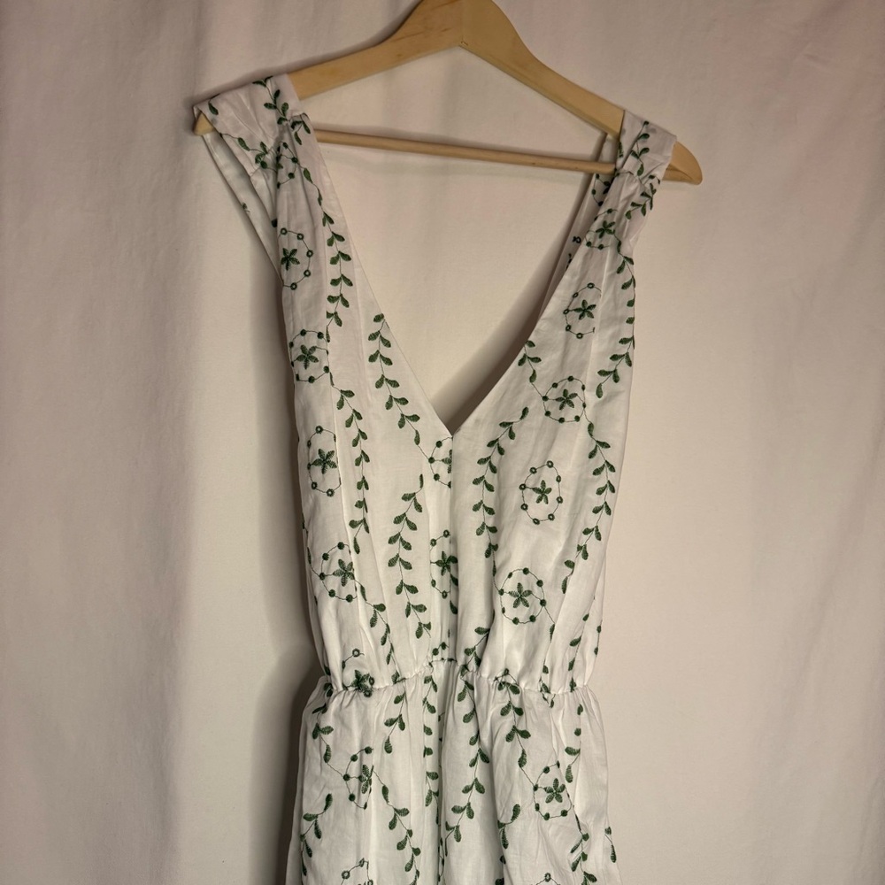 a new day White Maxi Dress with Green Vine Print - Picture 2 of 4
